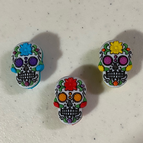 COPY - Sugar skull 3 piece Shoe Charm bundle for Crocs~ beautiful detail… - Picture 1 of 2
